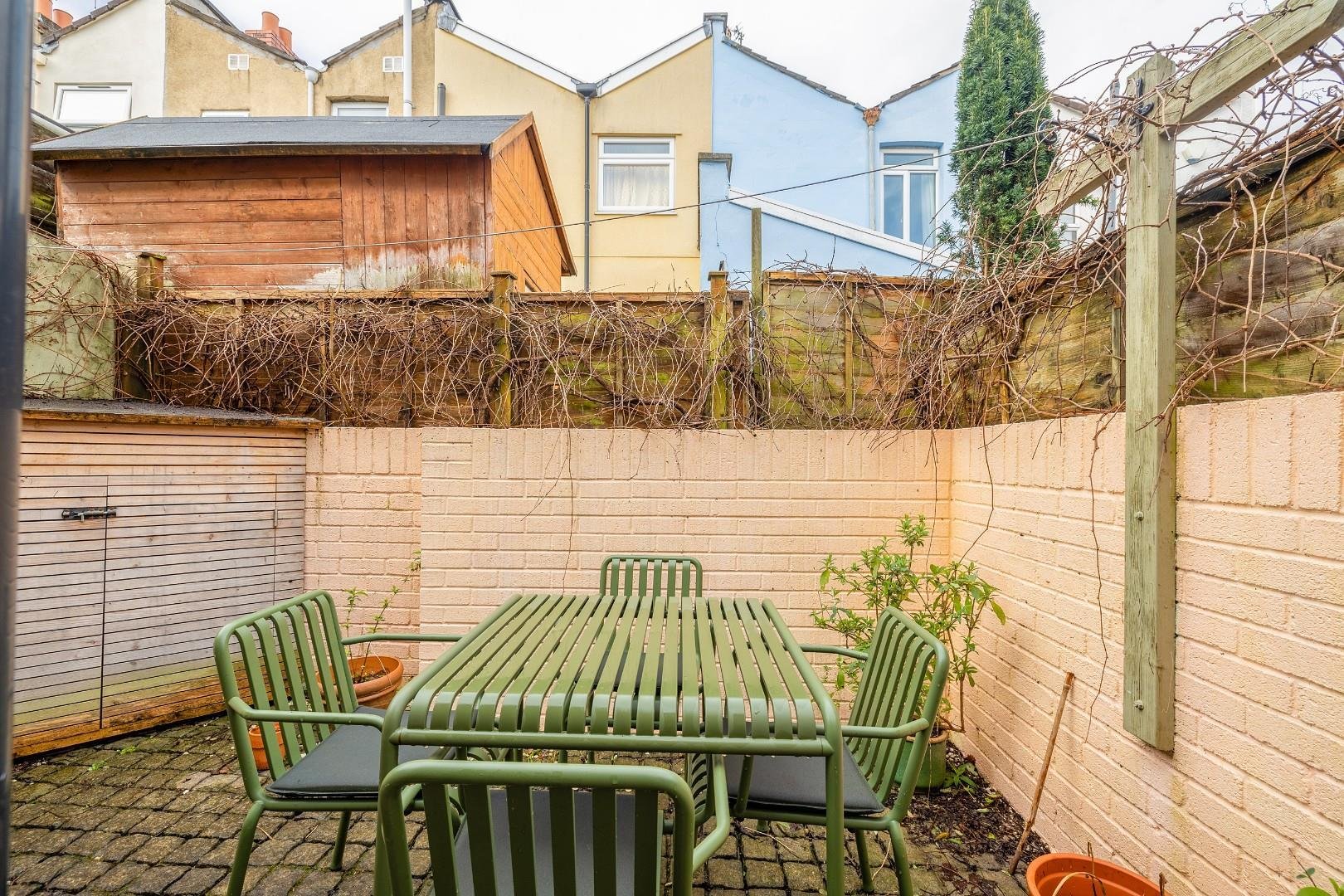 Dunmore street totterdown 32923140 cd7 a3990 hdr