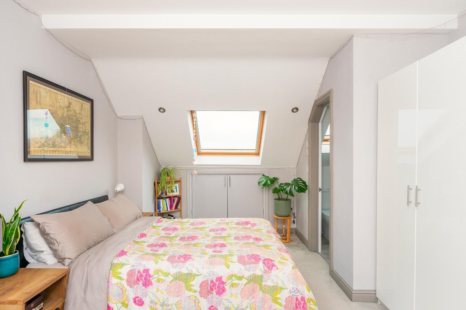 Edgeware road southville 33278713 0 e9 rse bedroom i