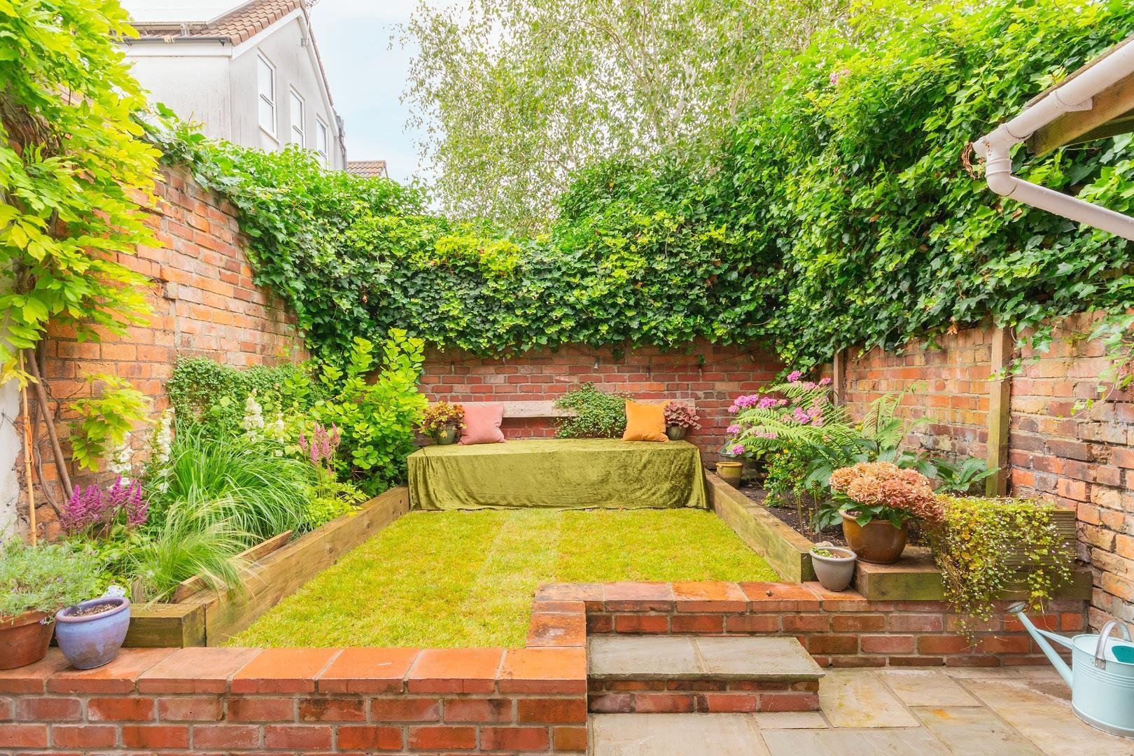 Edgeware road southville 33278713 0 e9 rse external g