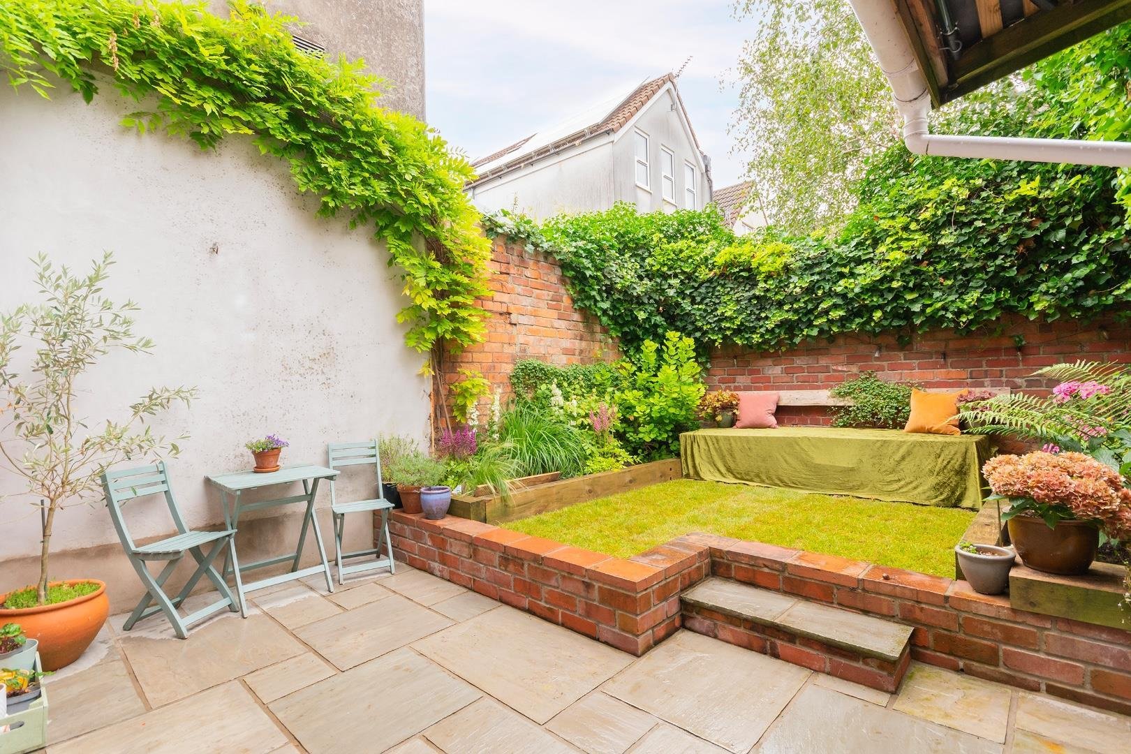 Edgeware road southville 33278713 0 e9 rse external h