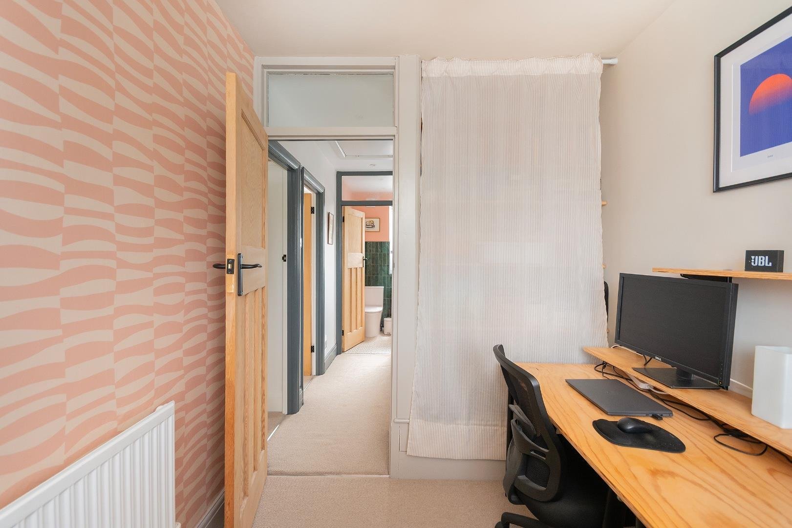Embassy road whitehall 34771258 3 e9 rsg bedroom i