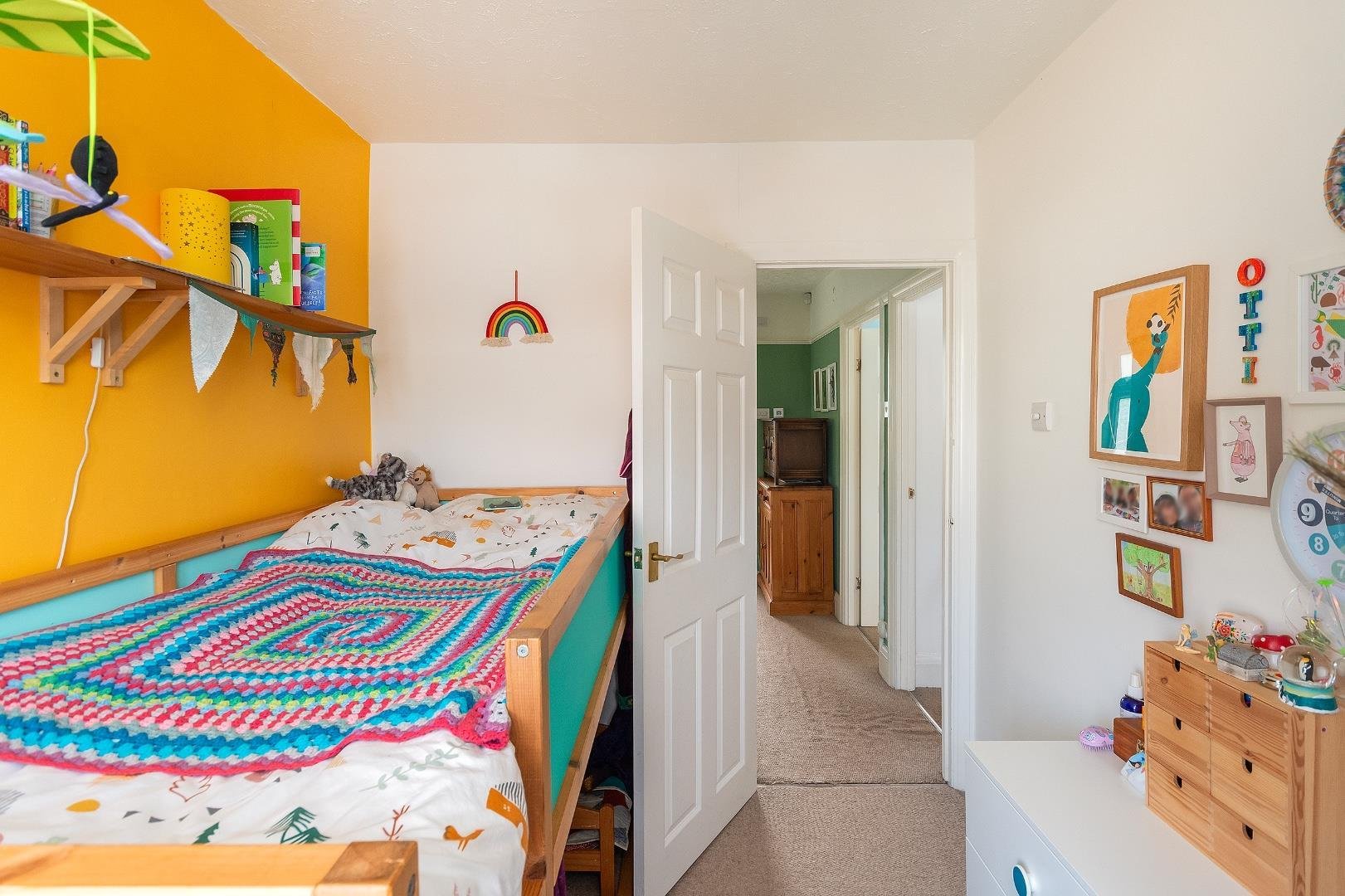 Everest road fishponds 33753421 3 e9 rfs bedroom e