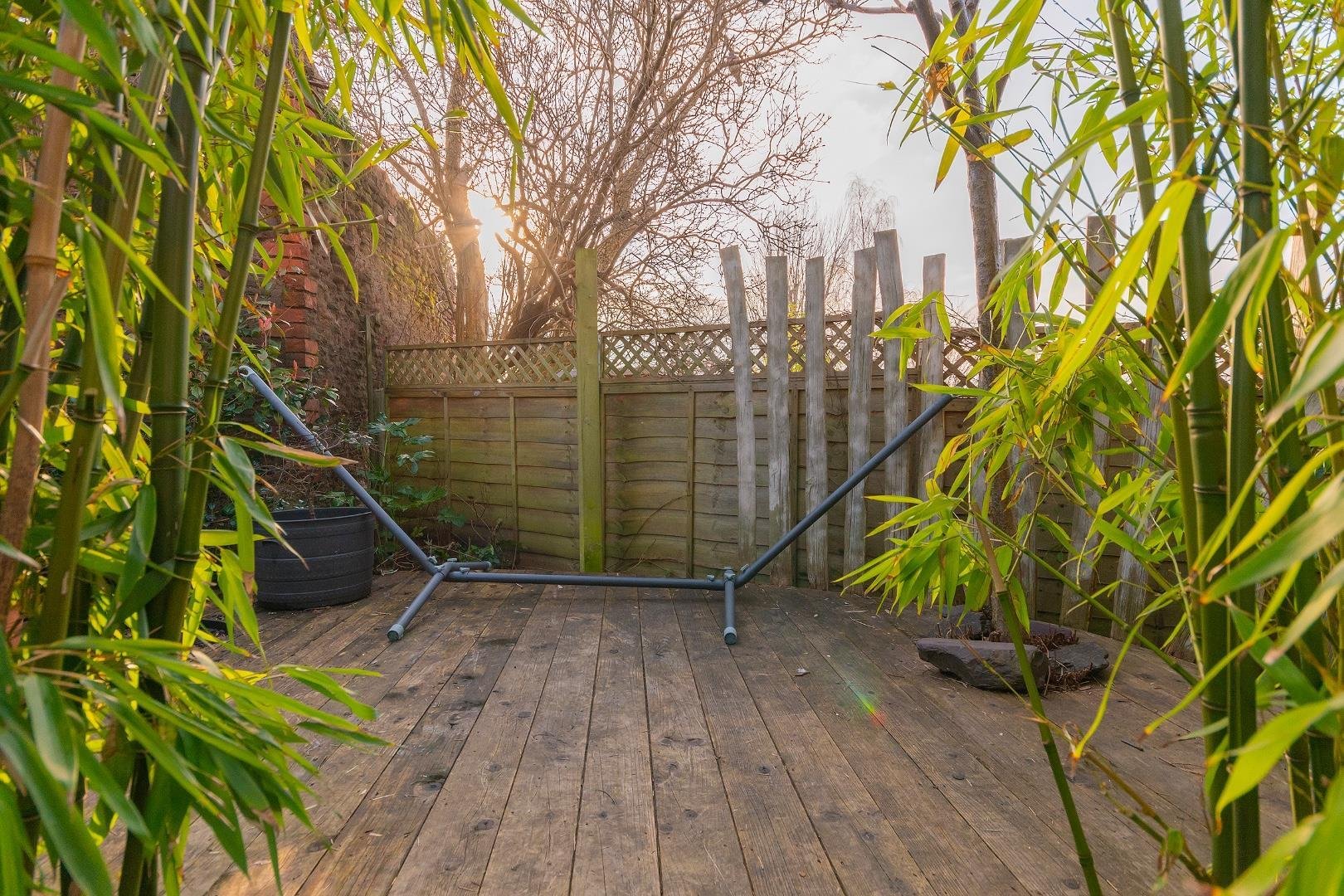 Everest road fishponds 33753421 3 e9 rfs external d
