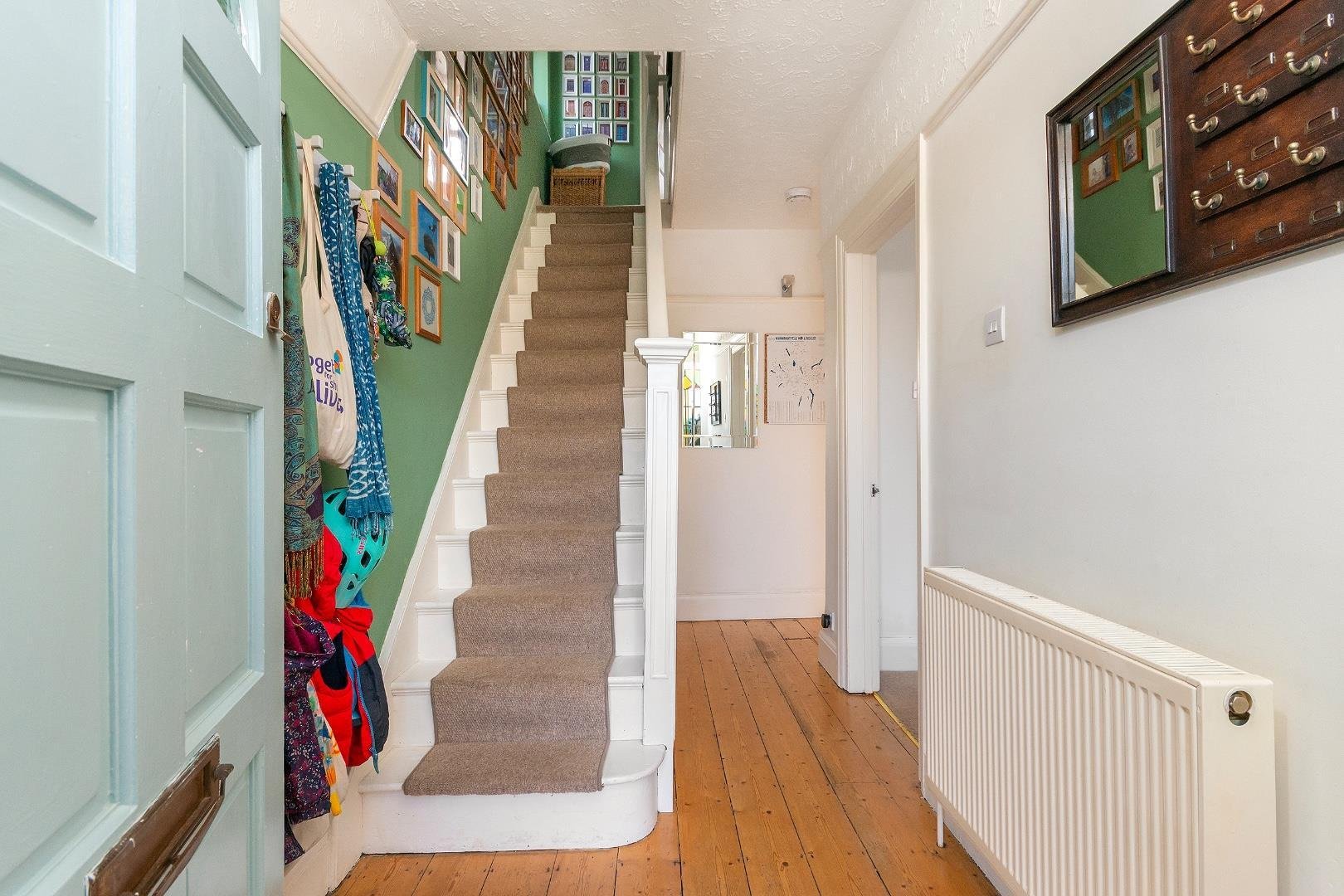 Everest road fishponds 33753421 3 e9 rfs hallway a