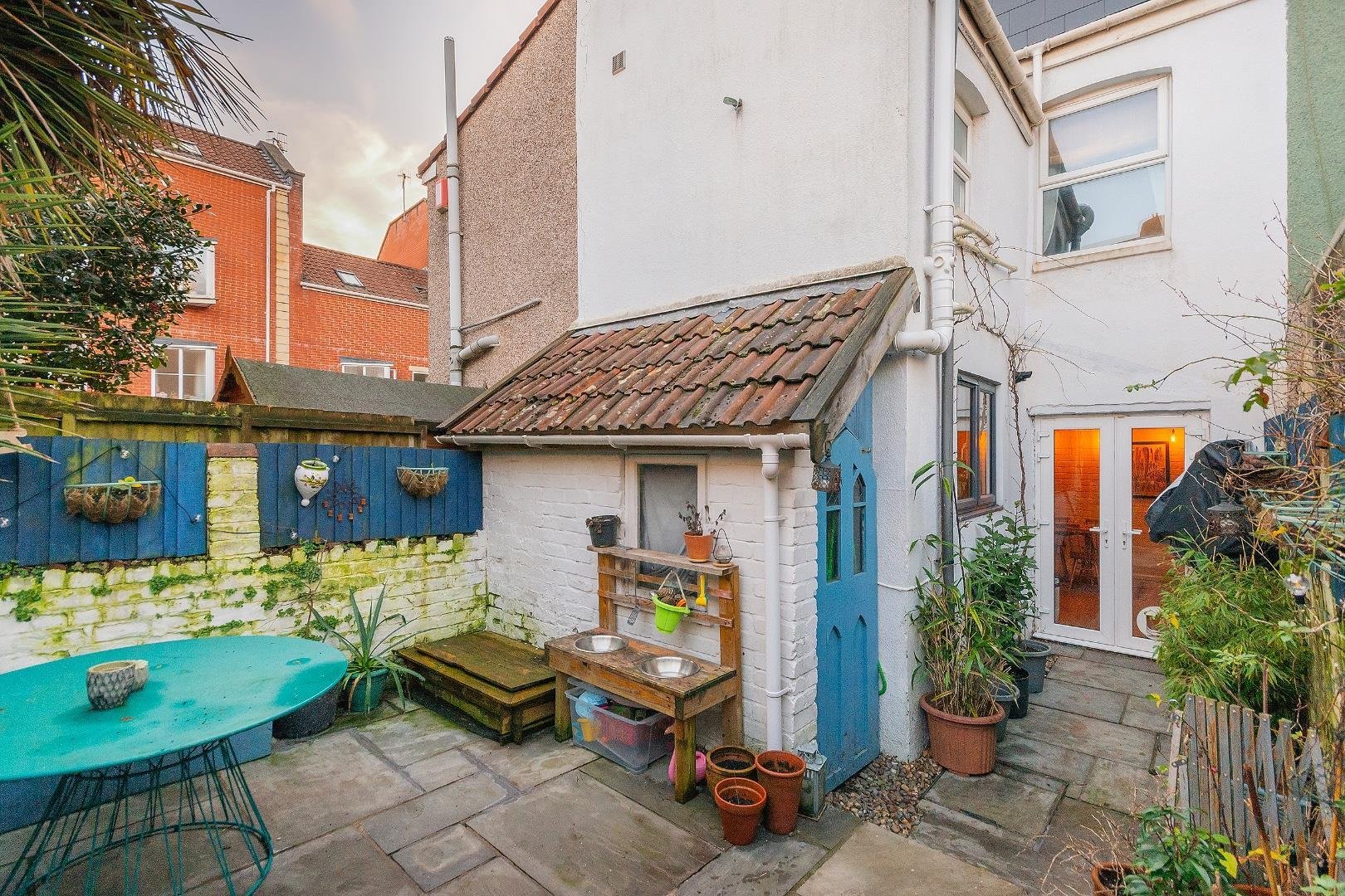 Exmoor street southville 33601549 0 e4 sse external c