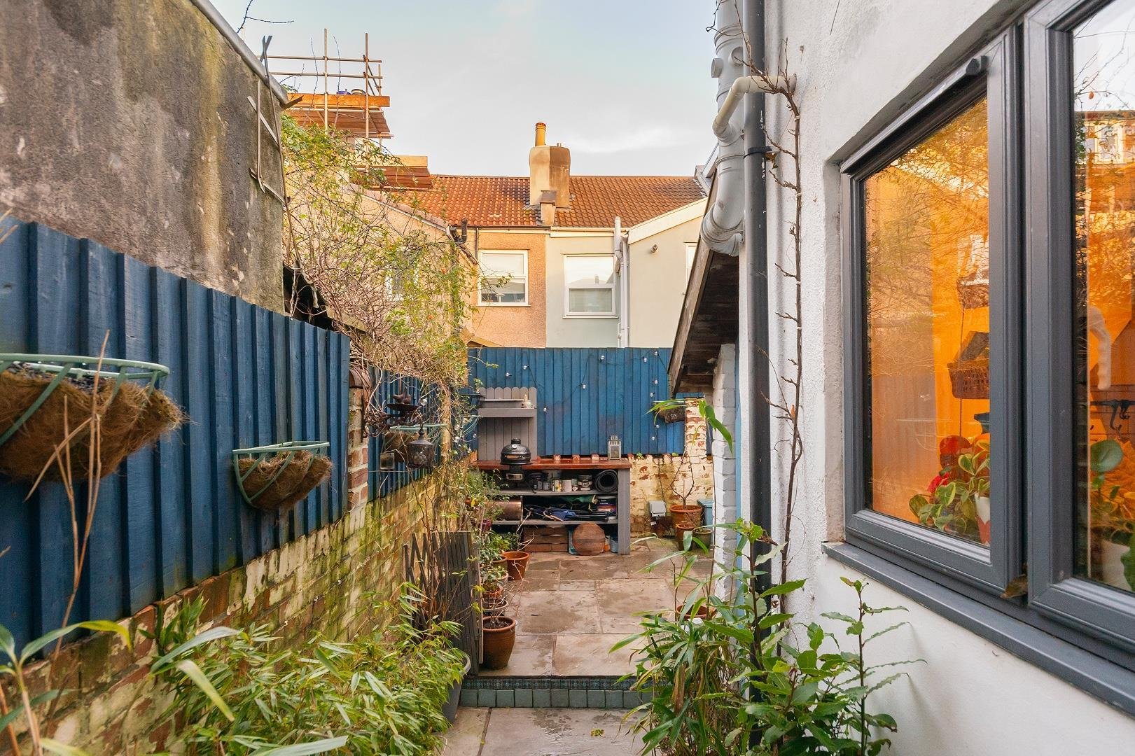 Exmoor street southville 33601549 0 e4 sse external d