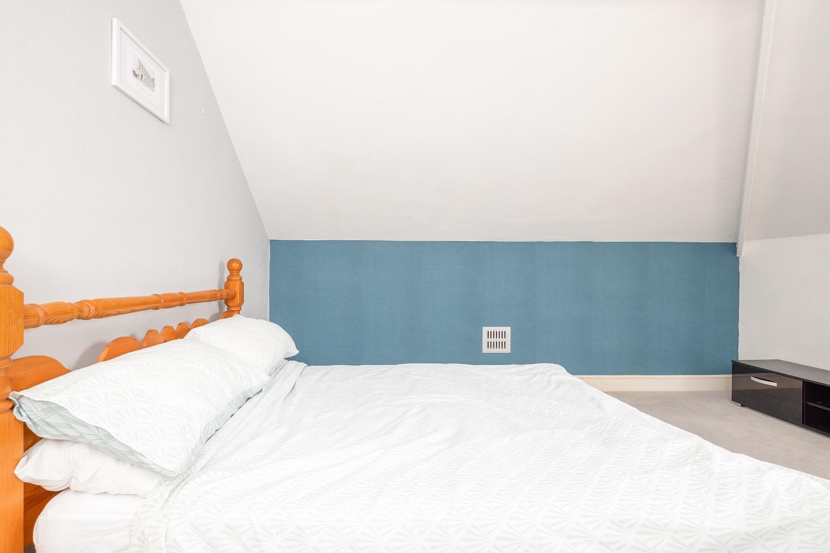 Fernbank road redland 33566531 cd7 a9461