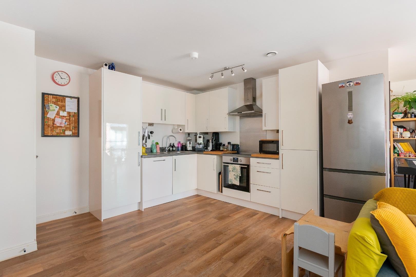 Ferry street redcliffe 33769213 1 s0 hre reception f