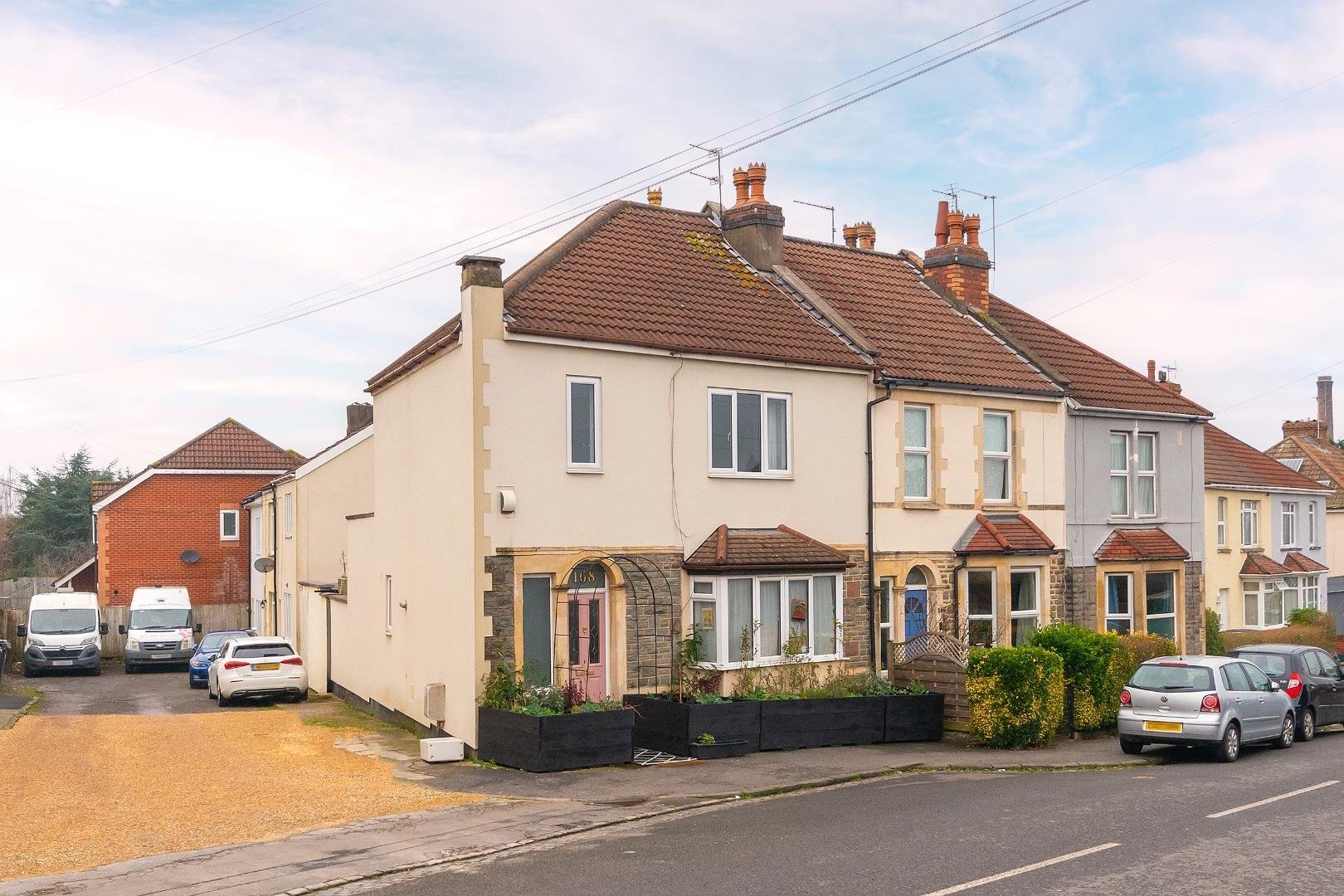 Forest road fishponds 33684905 1 f6 r8 fs external b