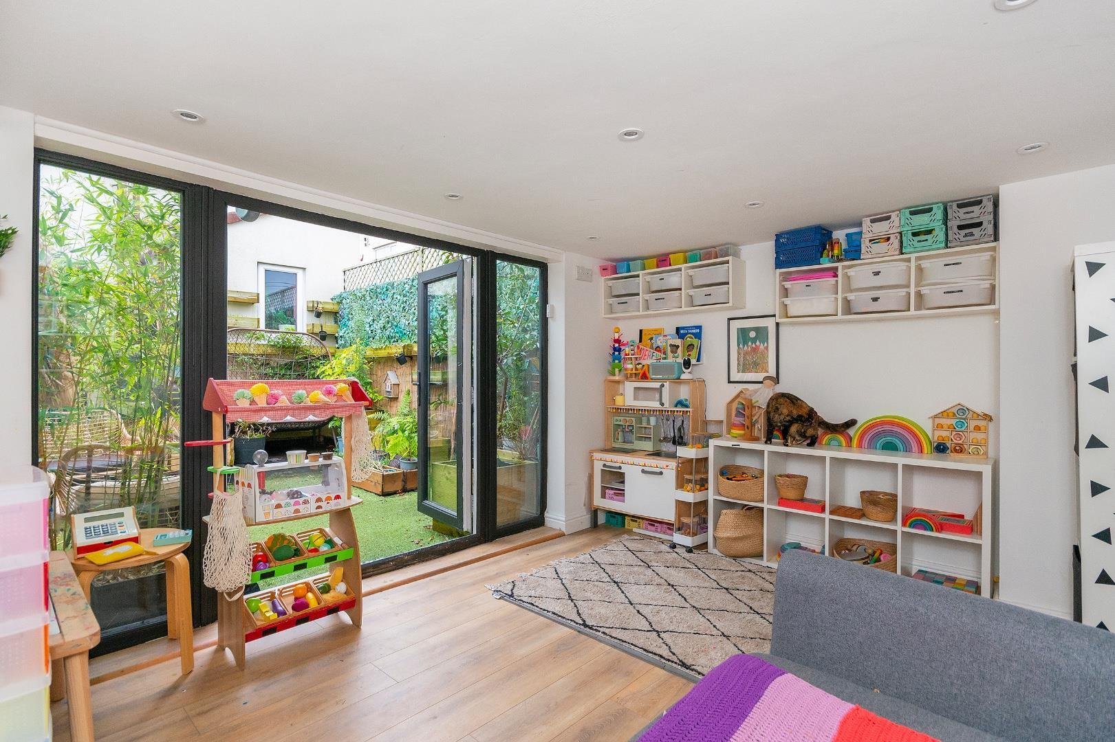 Forest road fishponds 33684905 1 f6 r8 fs play room a