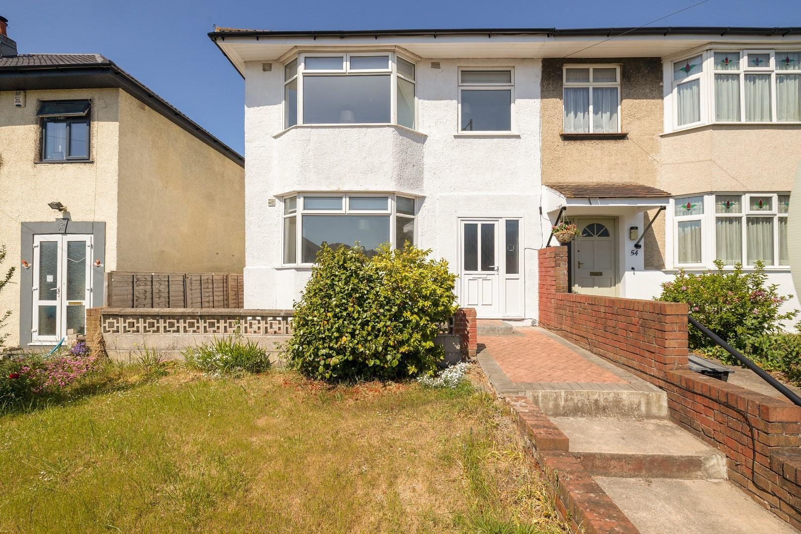 Forest road fishponds 33898730 00018 cd7 a9716