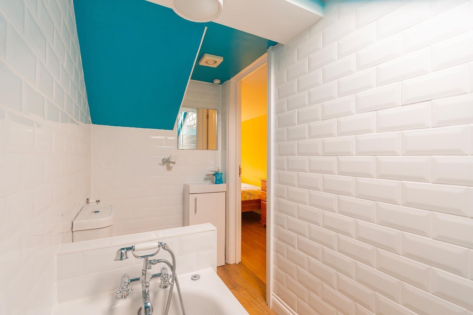 Fox road easton 34741661 7 f0 bren ensuite a