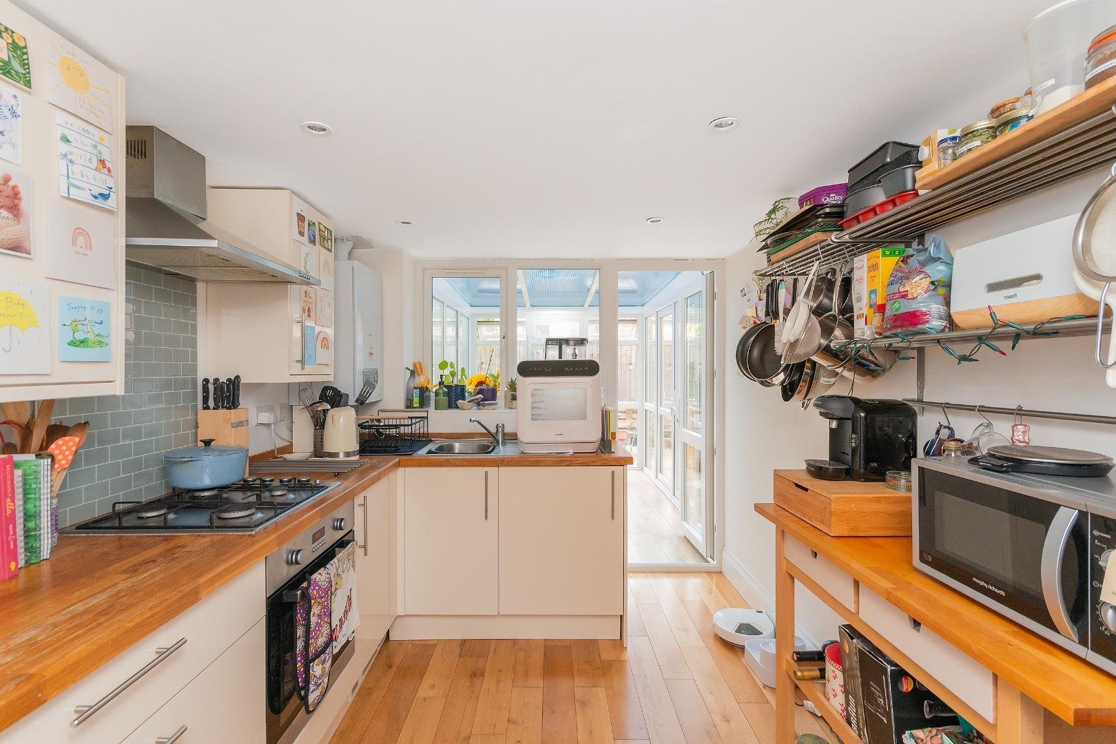 Friezewood road ashton 34857100 g1 m9 frbr kitchen b