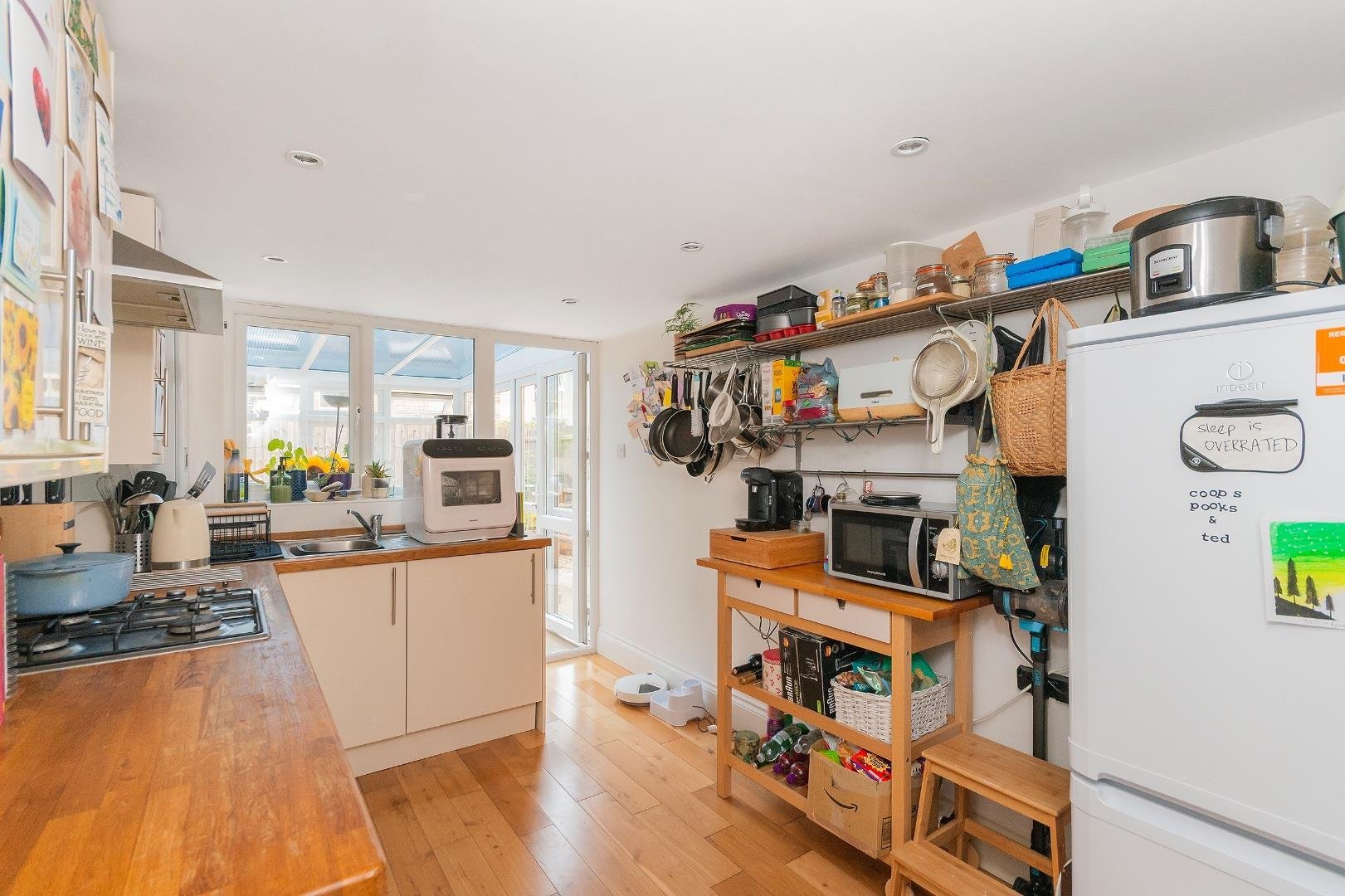 Friezewood road ashton 34857100 g1 m9 frbr kitchen c