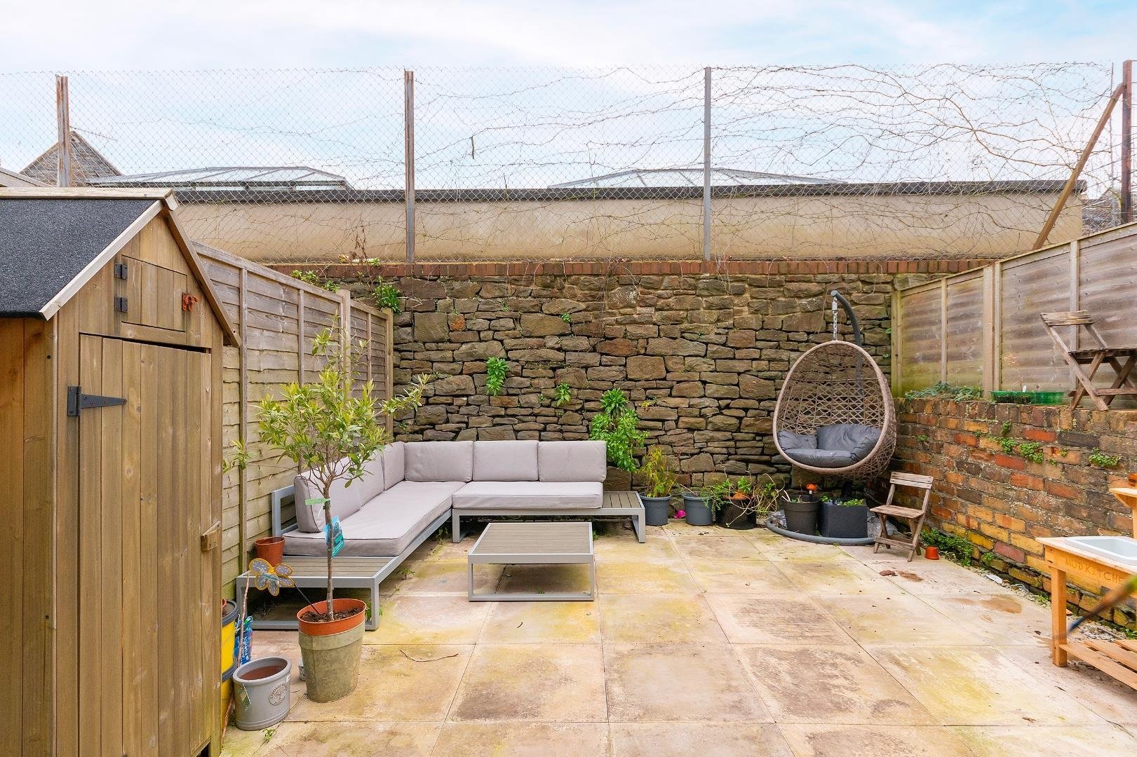 Garnet street bedminster 33823006 1 g5 sbr external c