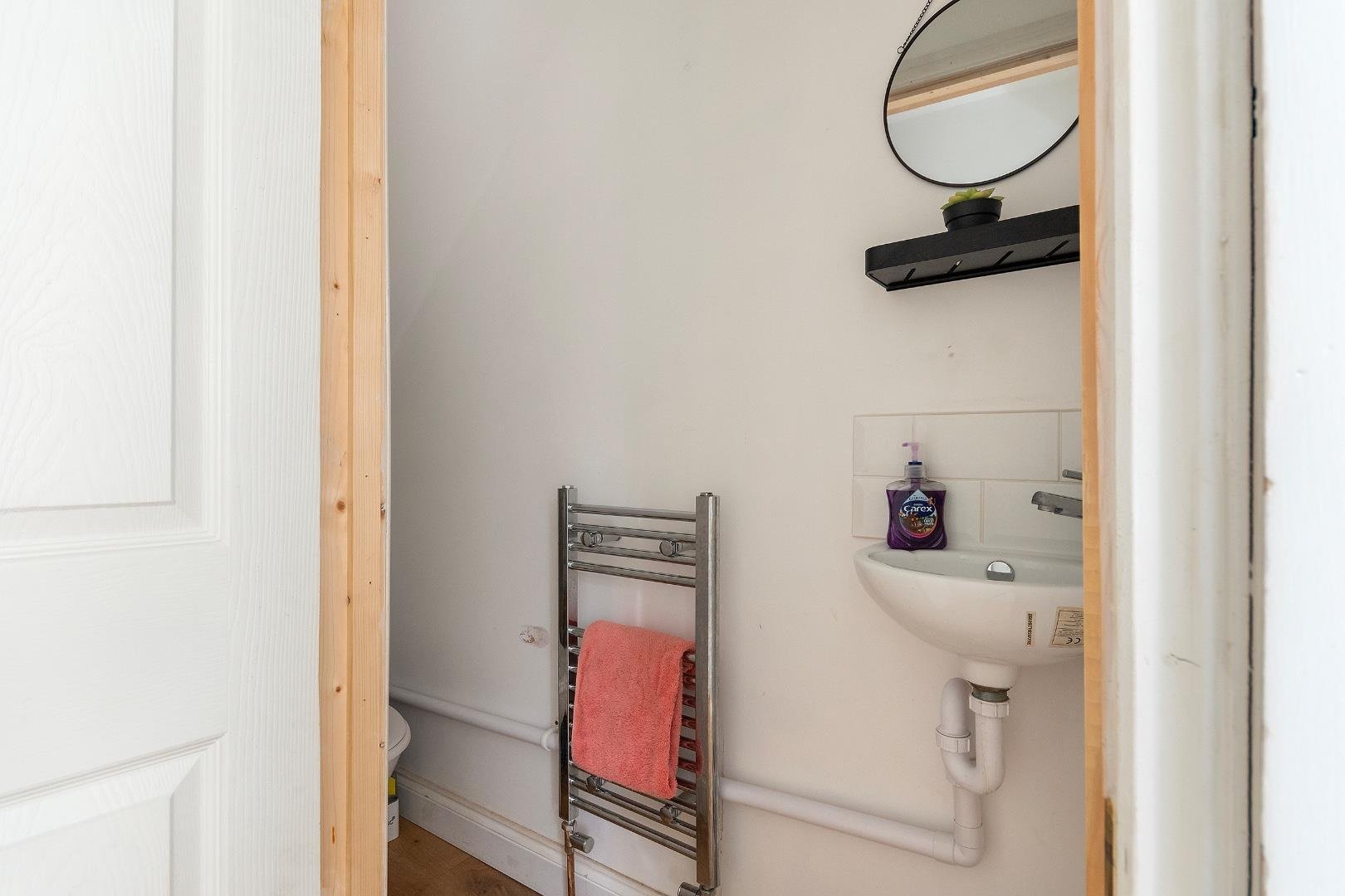 Garnet street bedminster 33823006 1 g5 sbr wc a
