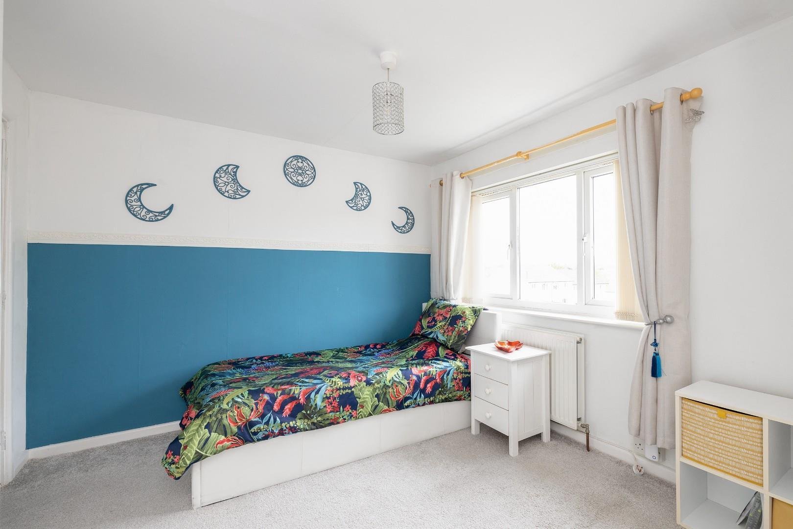 Gatehouse avenue hartcliffe 33340370 cd7 a7543