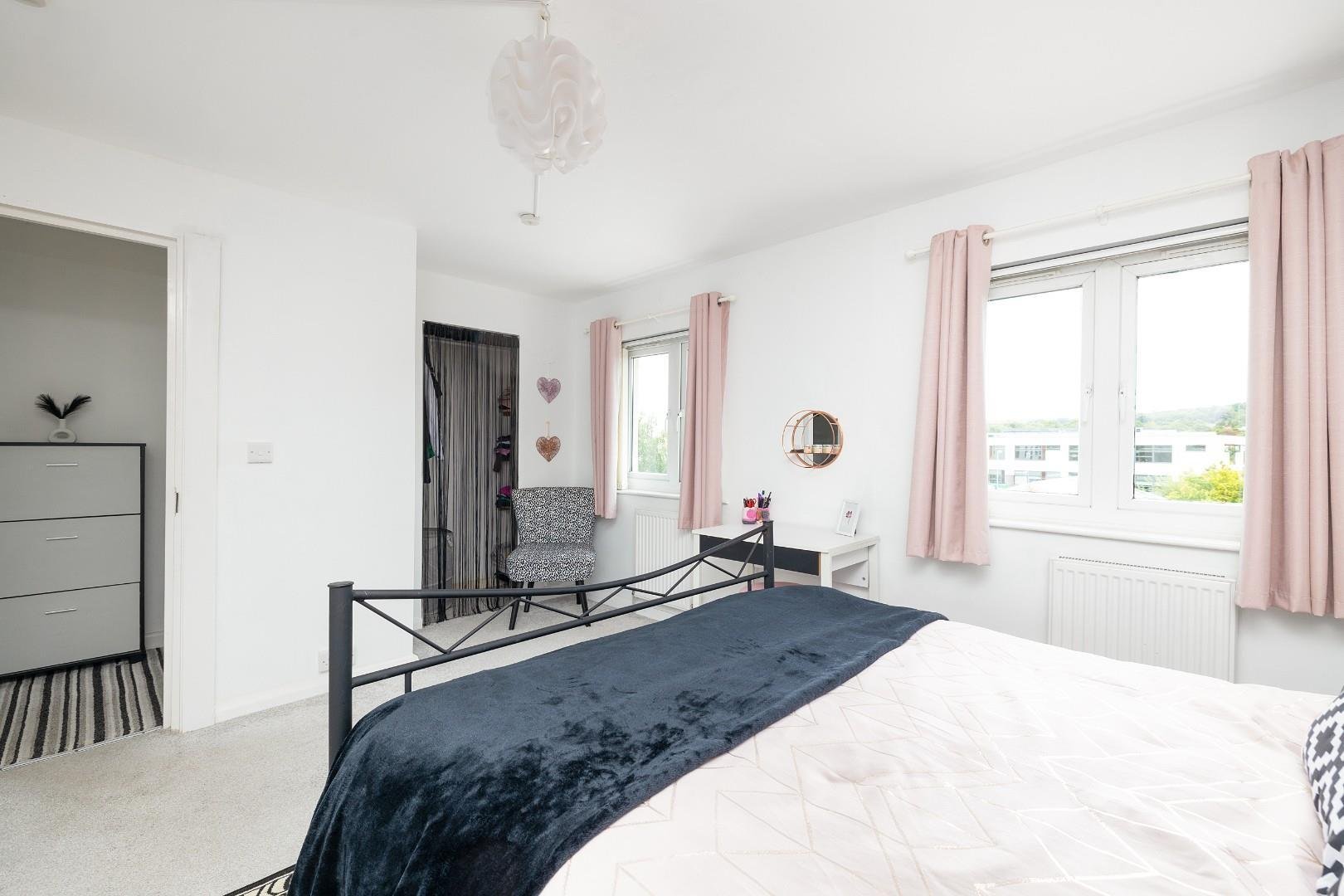 Gatehouse avenue hartcliffe 33340370 cd7 a7557