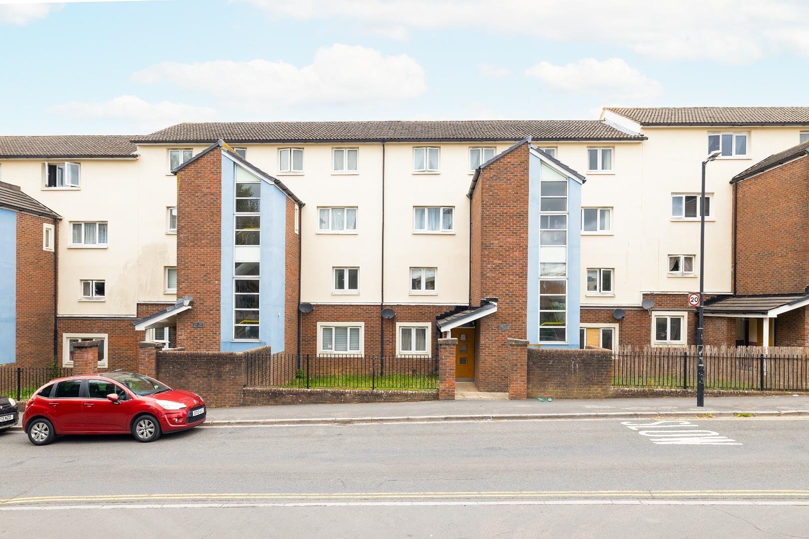 Gatehouse avenue hartcliffe 33340370 cd7 a7563
