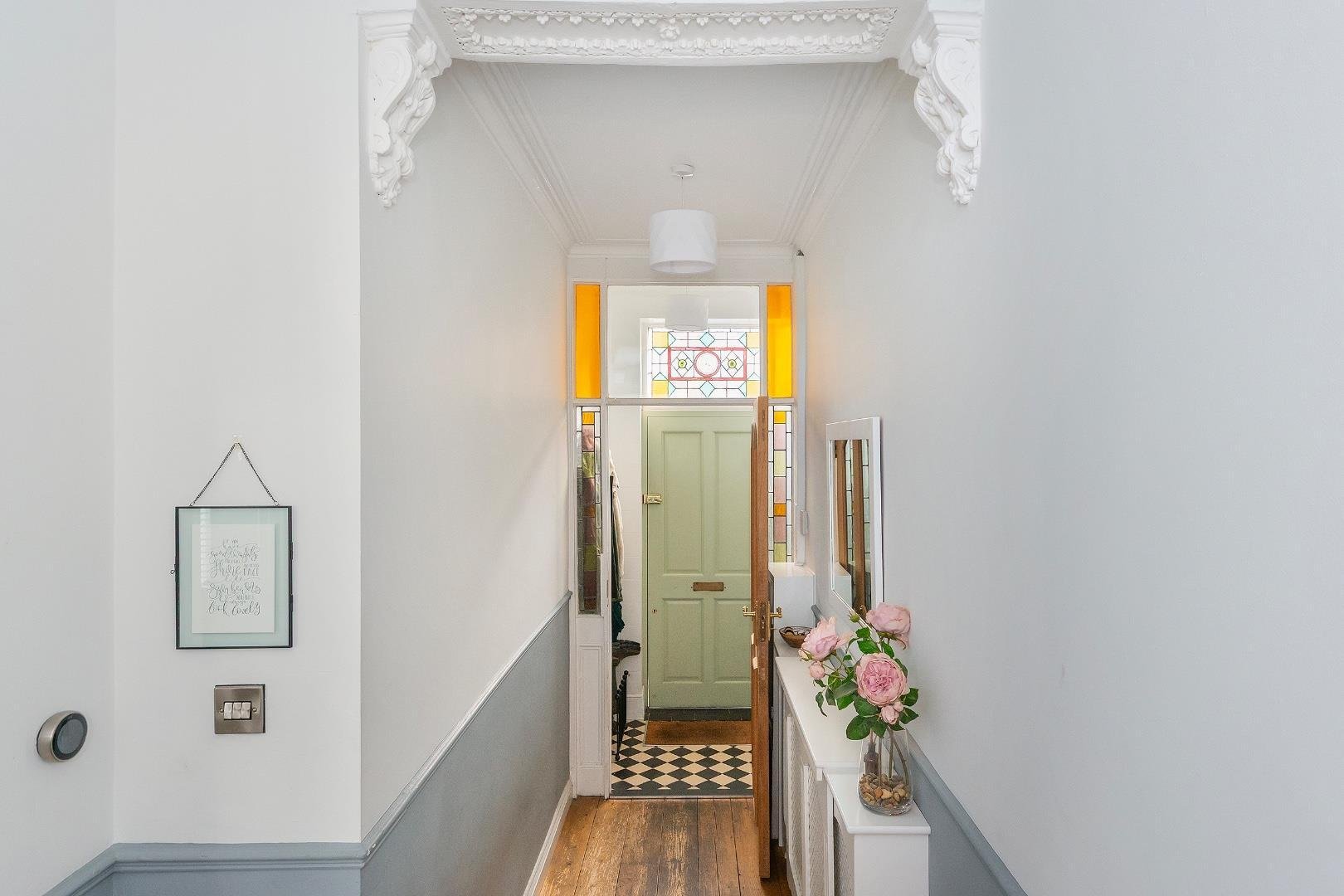 Glena avenue knowle 34157022 2 g2 ake hallway c