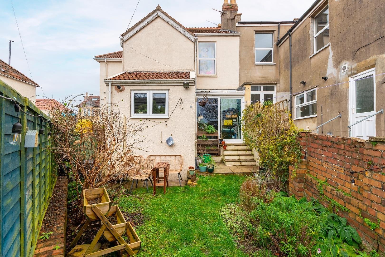 Gloucester road horfield 34455867 g5 f0 g3 rhd external h