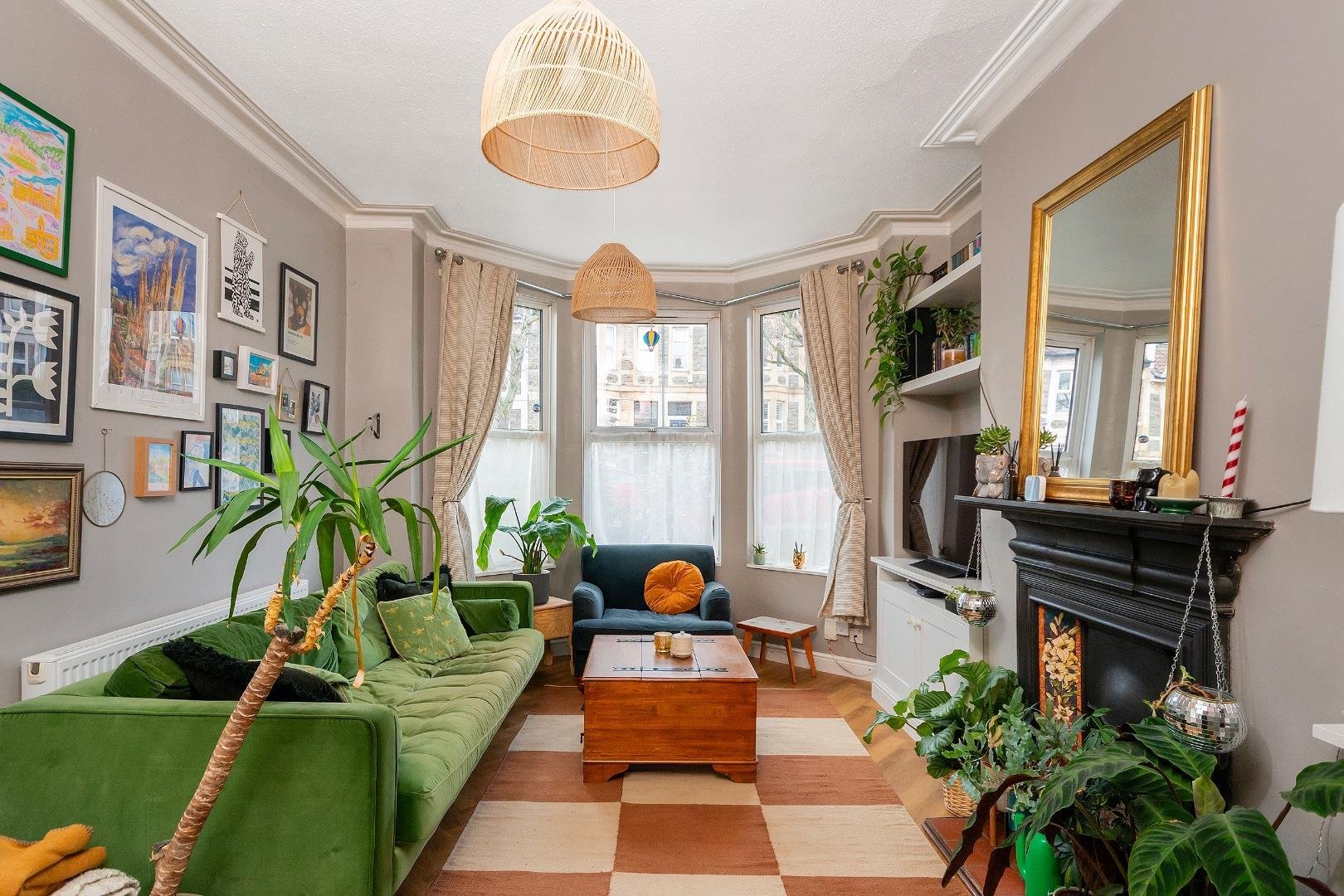 Gloucester road horfield 34455867 g5 f0 g3 rhd living room g