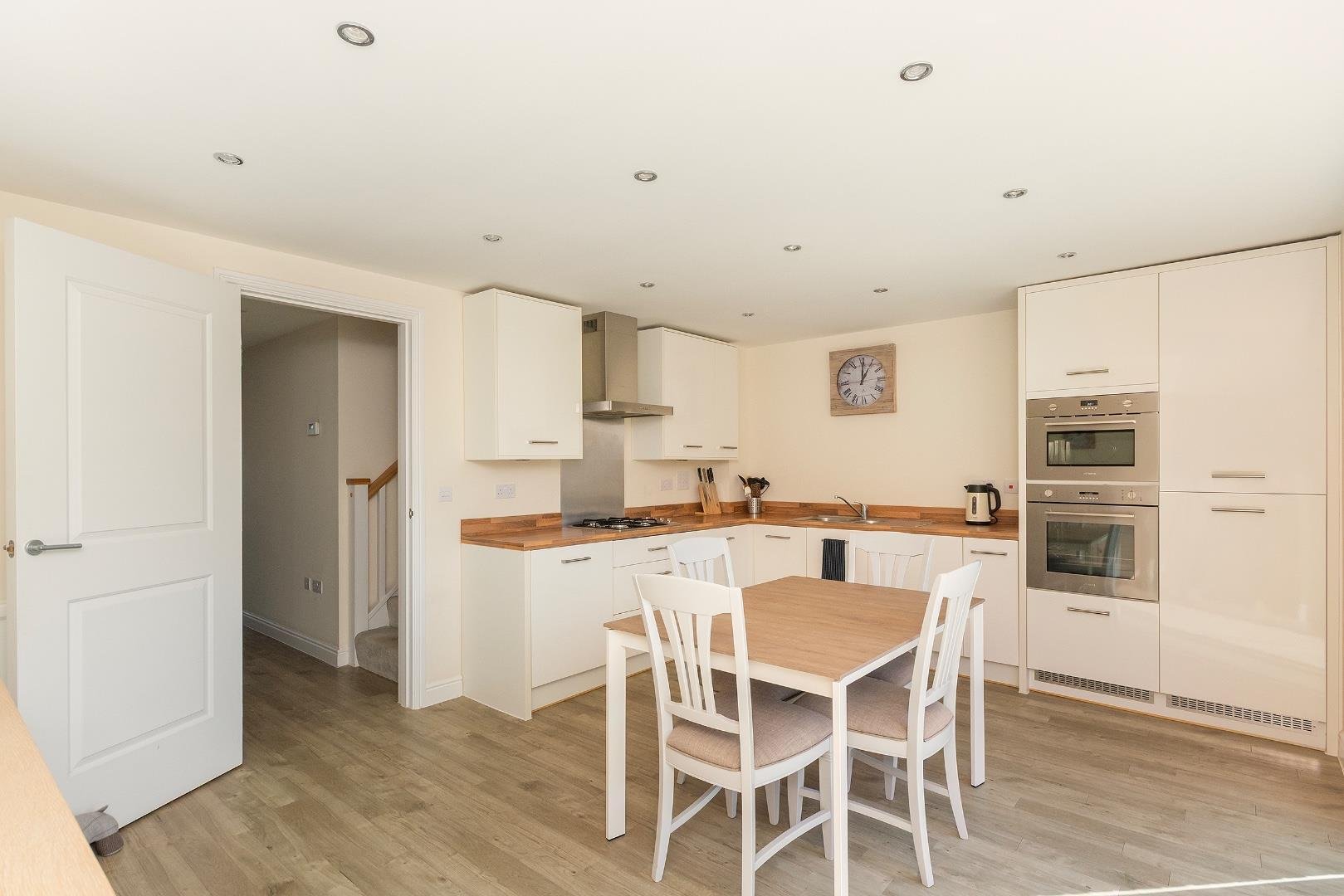 Great clover leaze stoke gifford 33830882 0 g7 clcv kitchen diner c