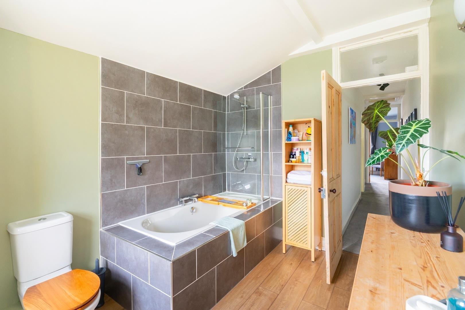 Green street totterdown 33736796 5 gs5 tn bathroom a