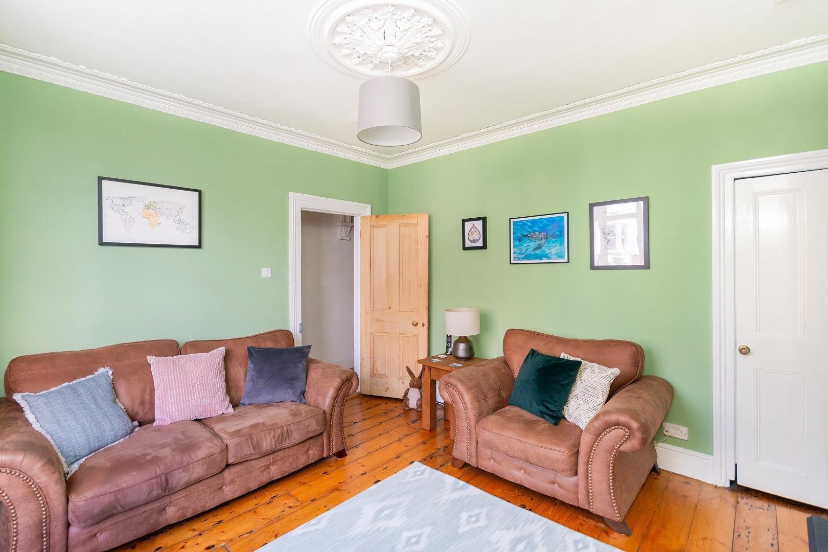 Green street totterdown 33736796 5 gs5 tn living room a