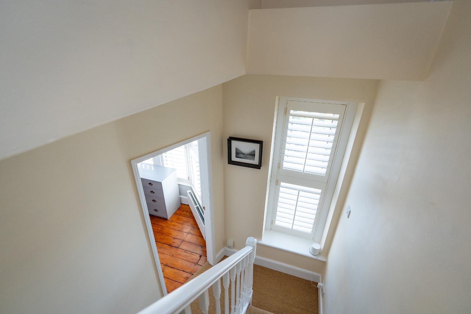 Greville road southville 34136393 olh08614