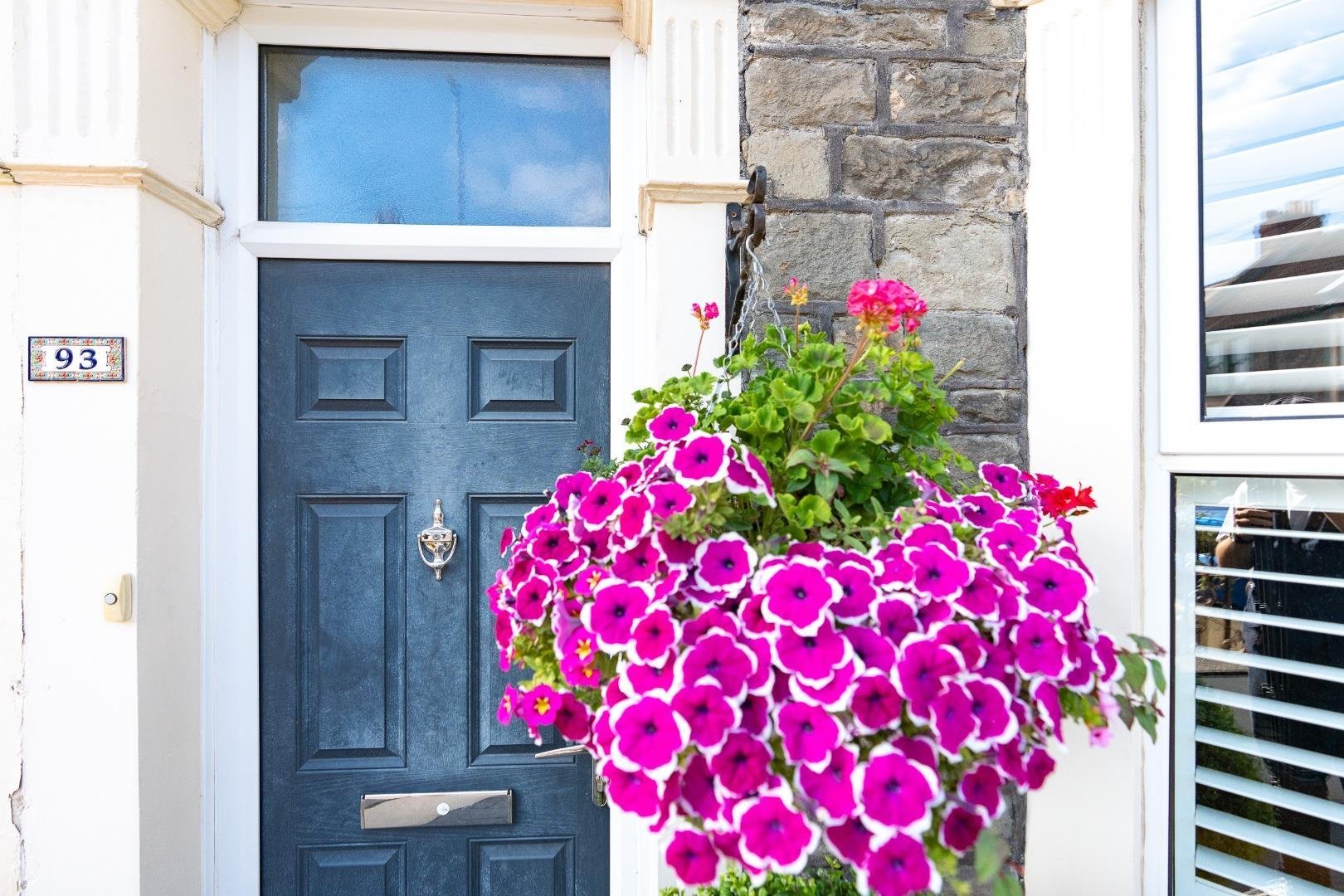 Greville road southville 34136393 olh08622