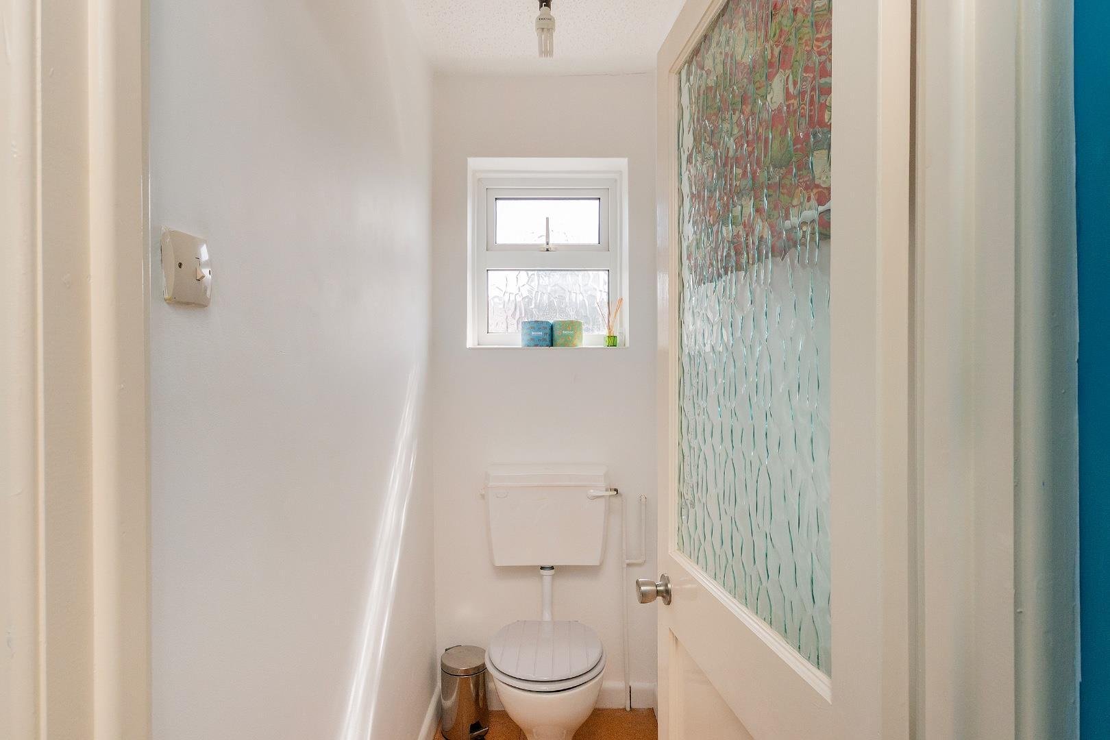 Grove park road brislington 34799053 3 g2 prbn wc a
