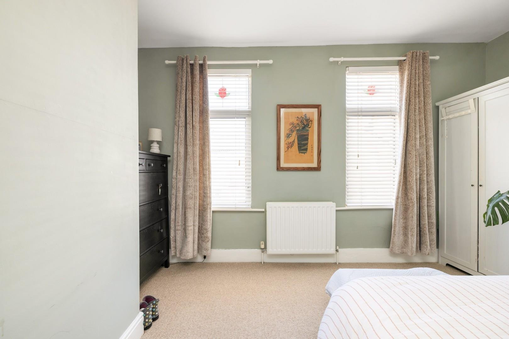 Grove park terrace fishponds 34551869 char7733