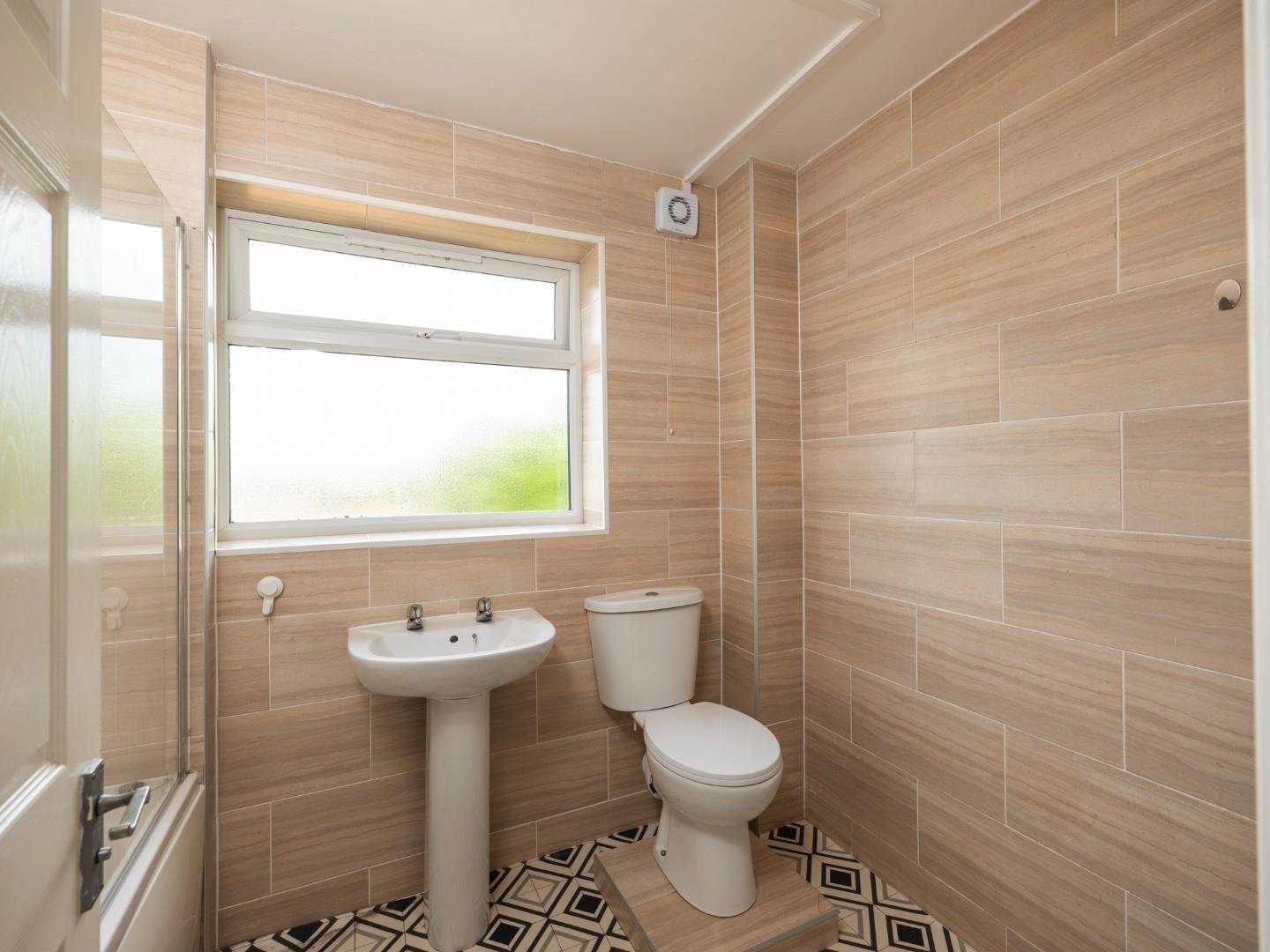 Gwilliam street windmill hill 34683439 dscf1040