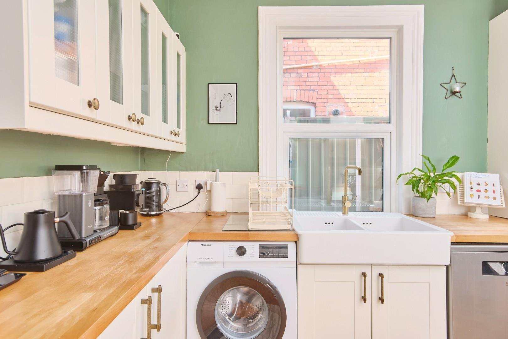 Harrowdene road knowle 34157134 jaj bs42 jl 0021