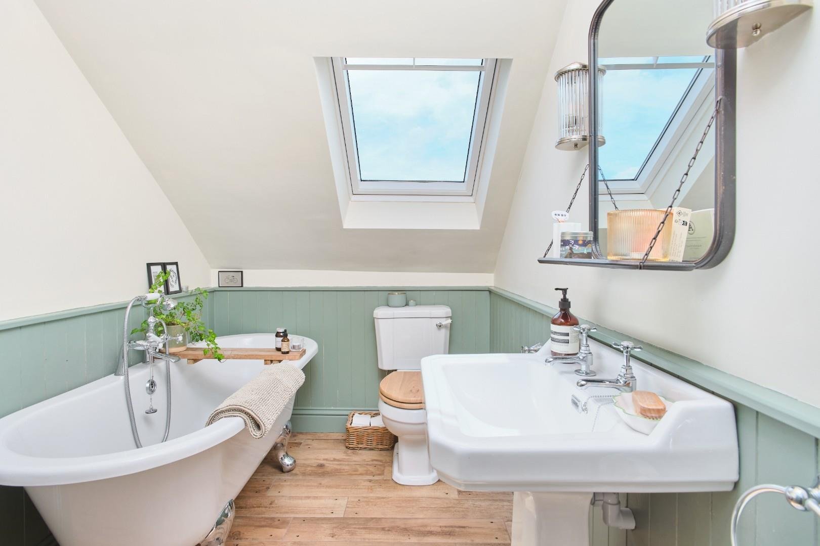 Harrowdene road knowle 34157134 jaj bs42 jl 0035