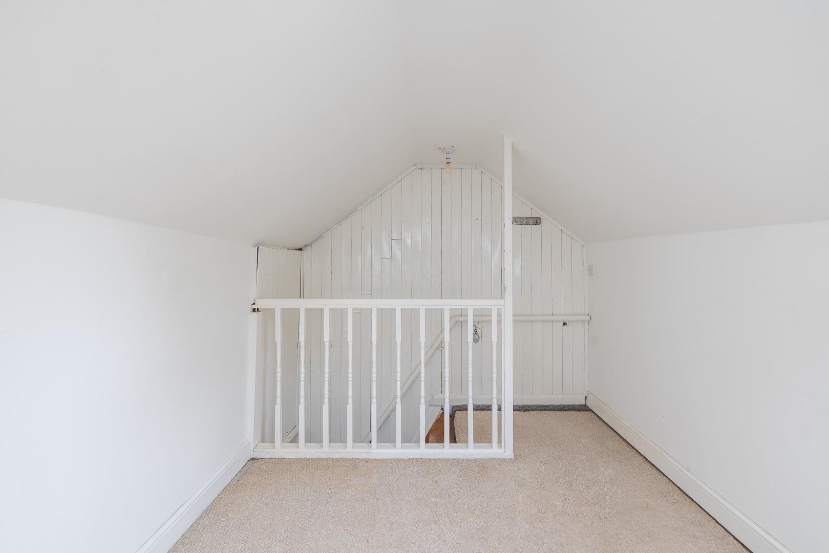 Hencliffe road stockwood 34239402 014 a1286