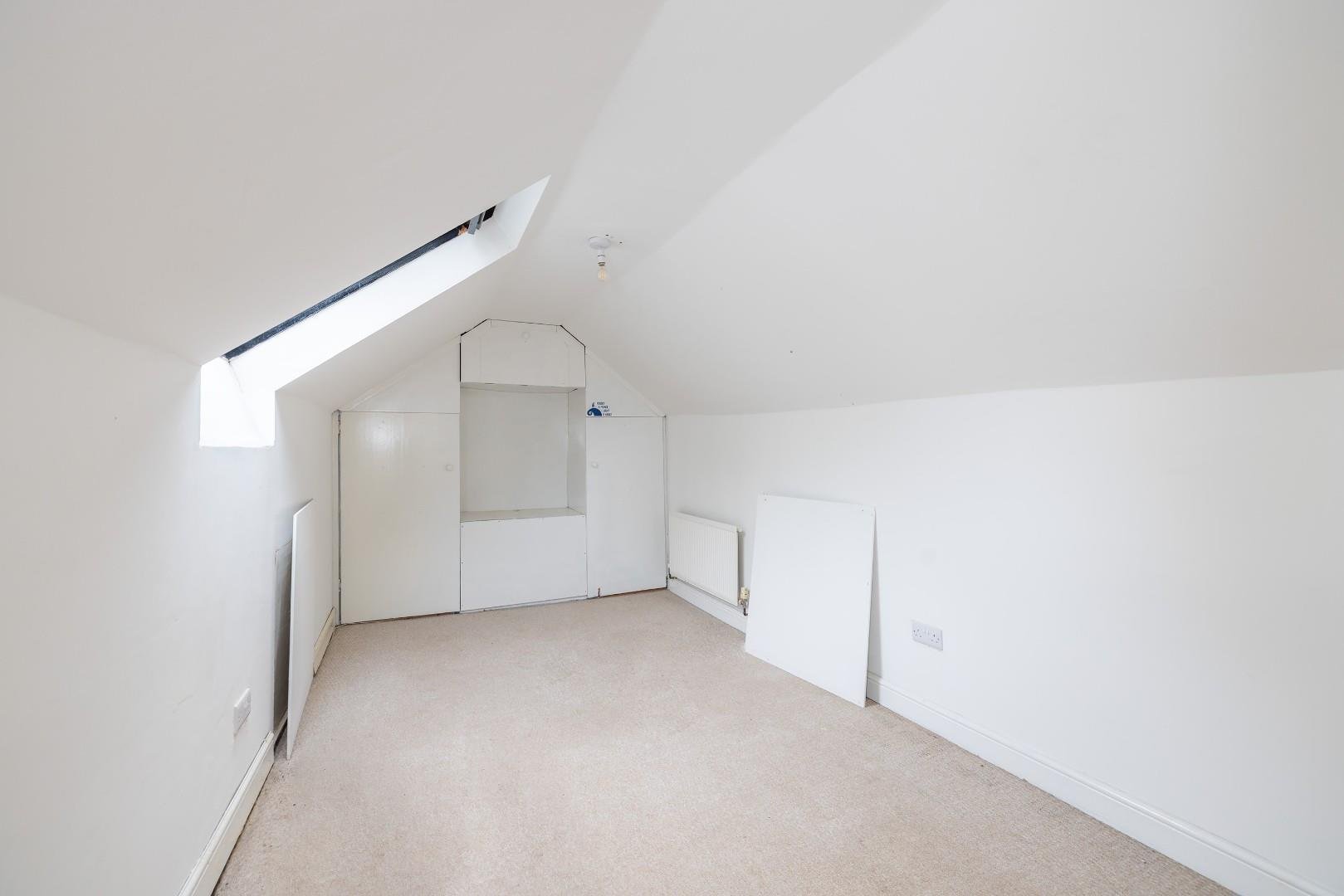 Hencliffe road stockwood 34239402 014 a1288