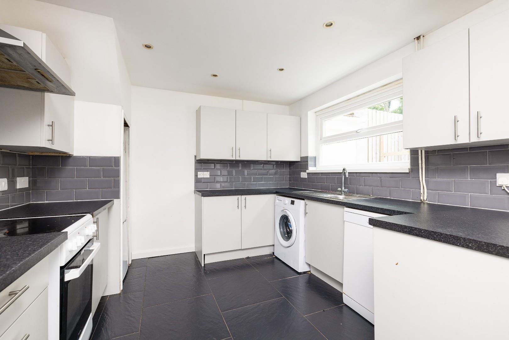 Hencliffe road stockwood 34239402 014 a6140