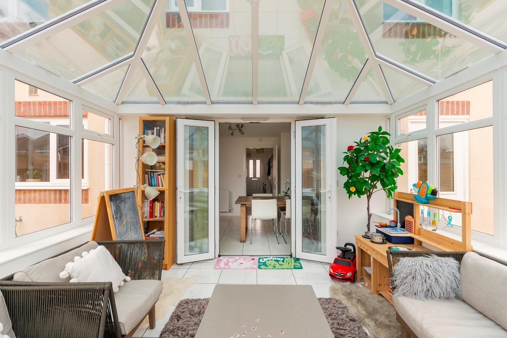 Henry shute road stoke gifford 33060866 2 hsr8 sg conservatory a