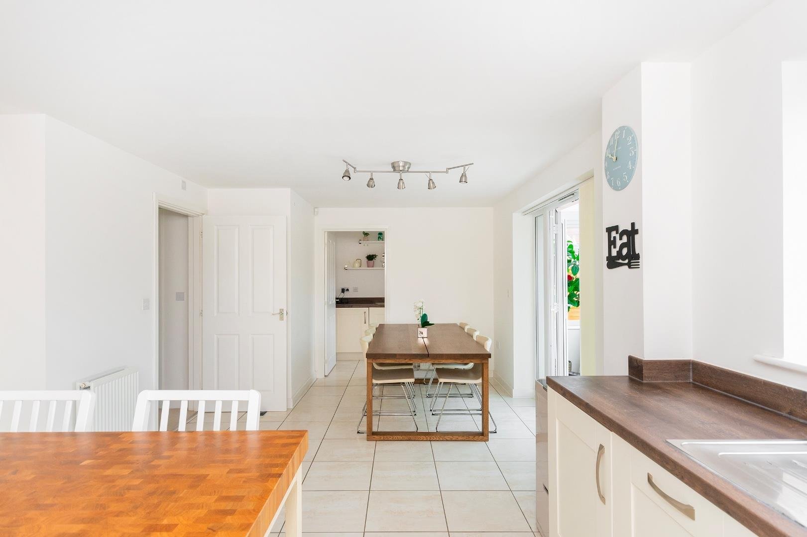 Henry shute road stoke gifford 33060866 2 hsr8 sg kitchen diner c