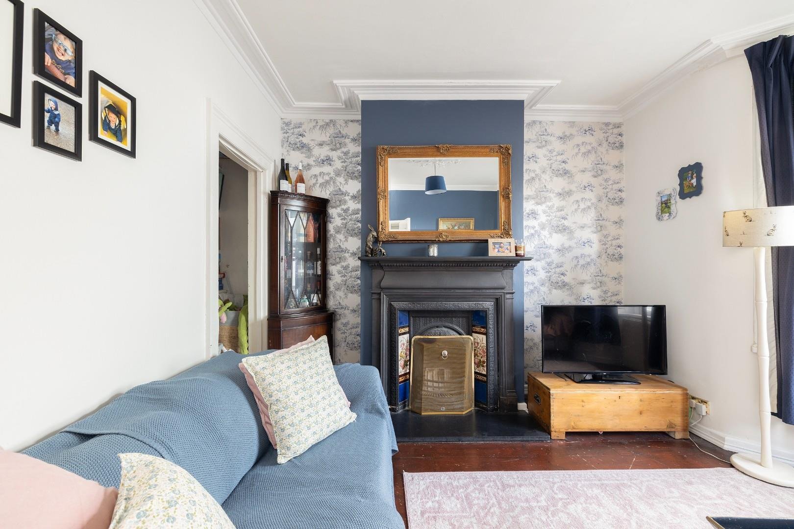Henry street totterdown 32993179 cd7 a6840