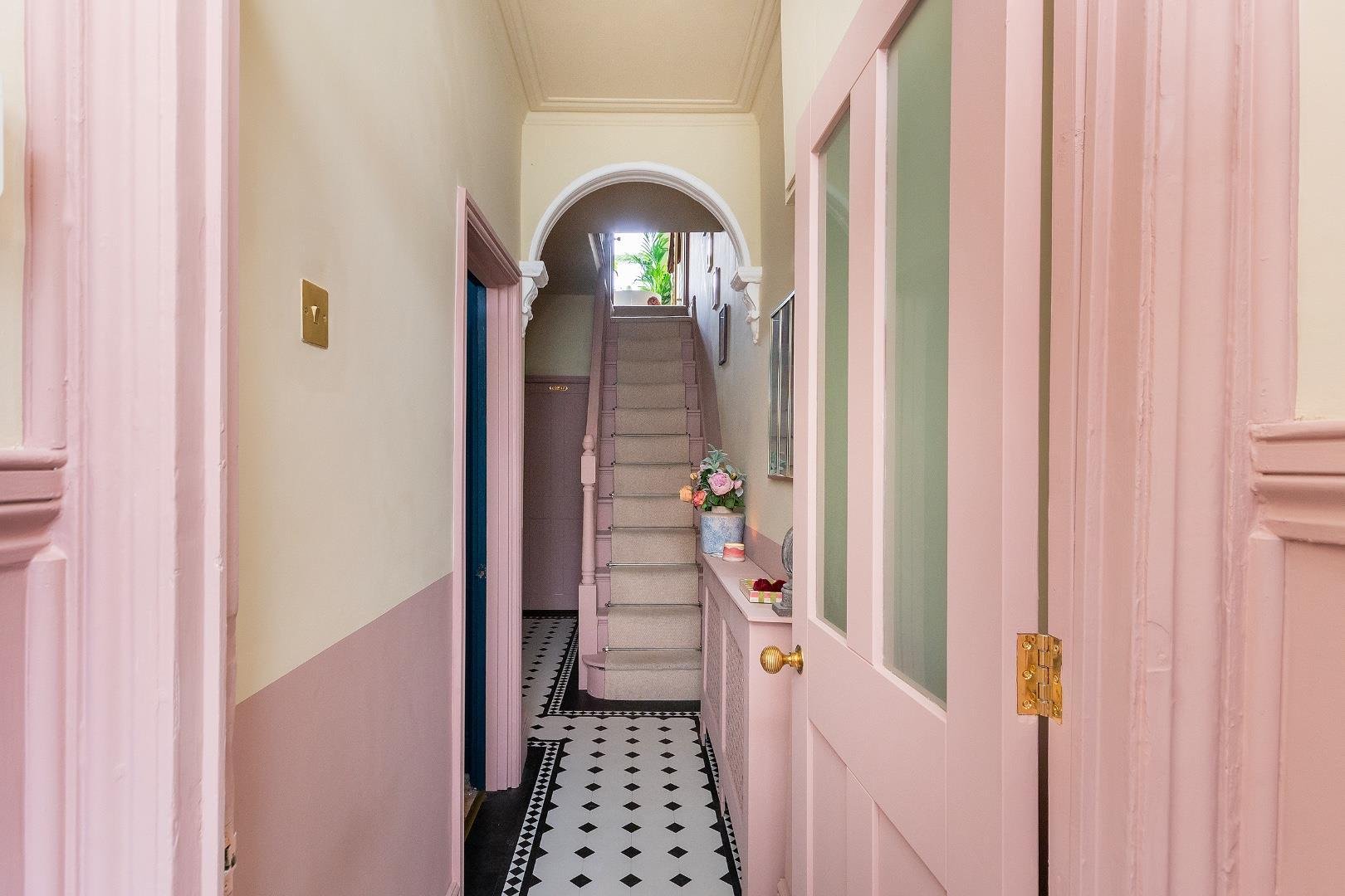 Hill avenue victoria park 34532730 2 h3 avp hallway b