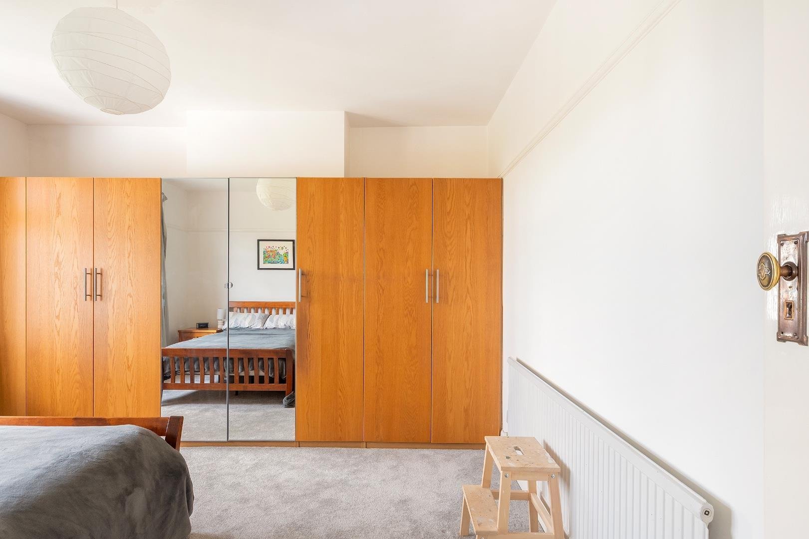 Hill view henleaze 33918909 1 h0 v8 he bedroom d