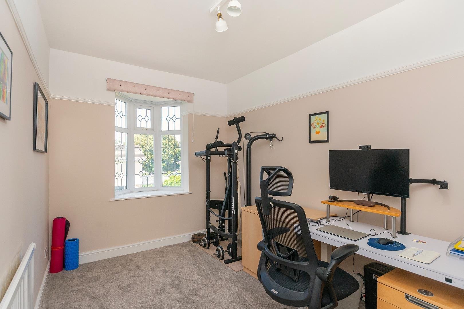 Hill view henleaze 33918909 1 h0 v8 he bedroom k