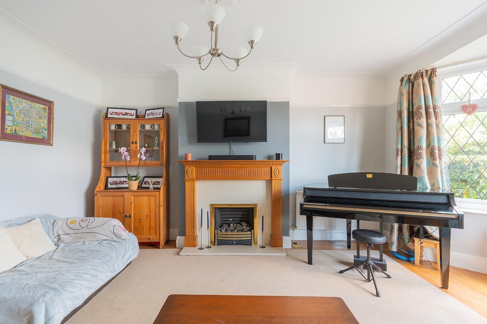 Hill view henleaze 33918909 1 h0 v8 he living room a