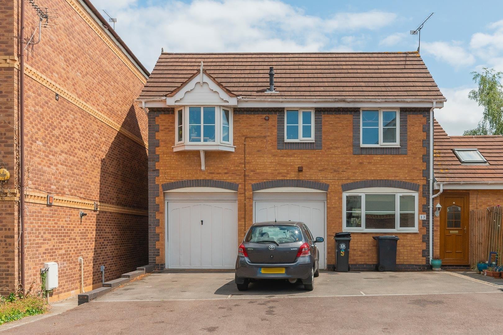 Holywell close st annes park 32418712 esolcllewyloh90 garage a