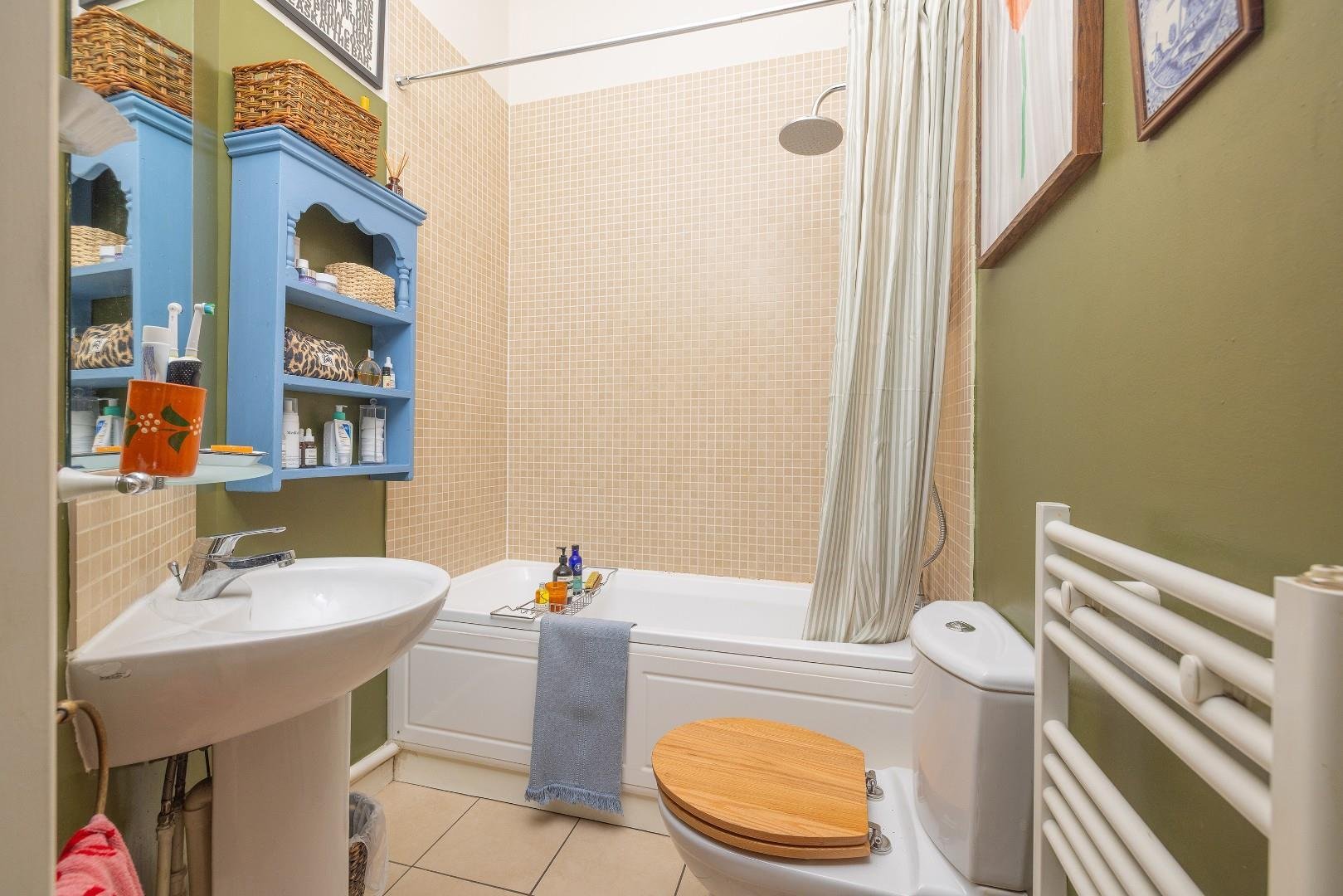 Hudds vale road st george 34362322 char9314