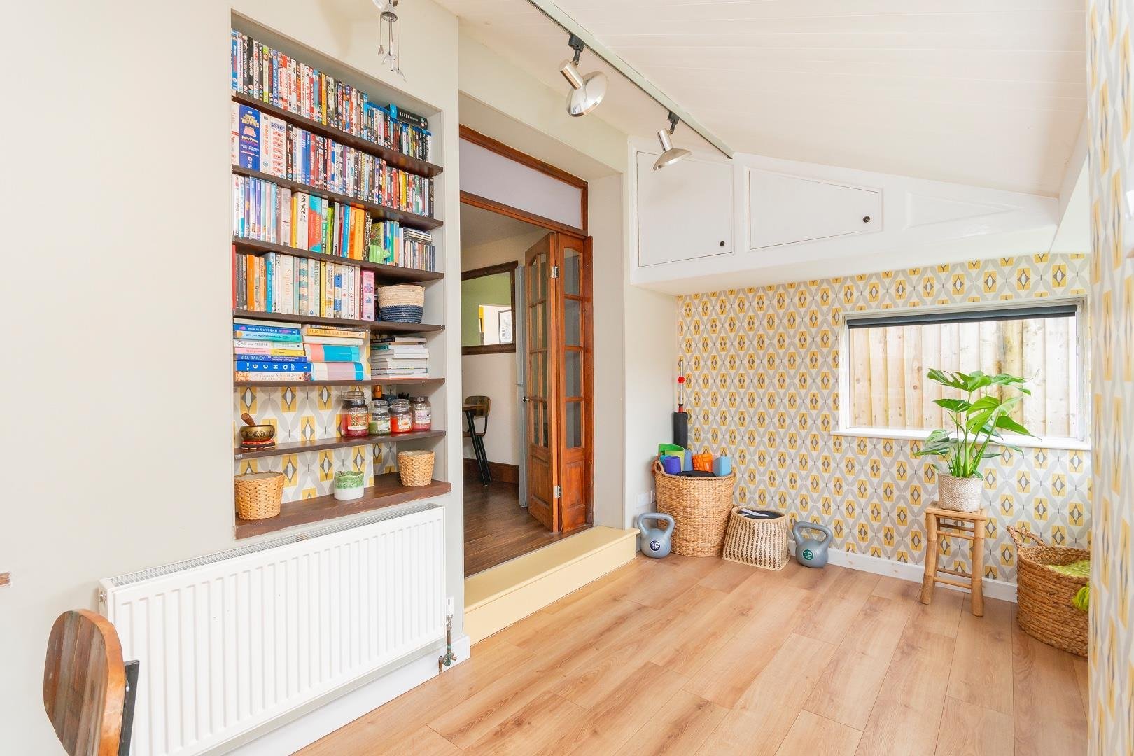 Jersey avenue brislington 32476766 eunevayesrej19 family room a