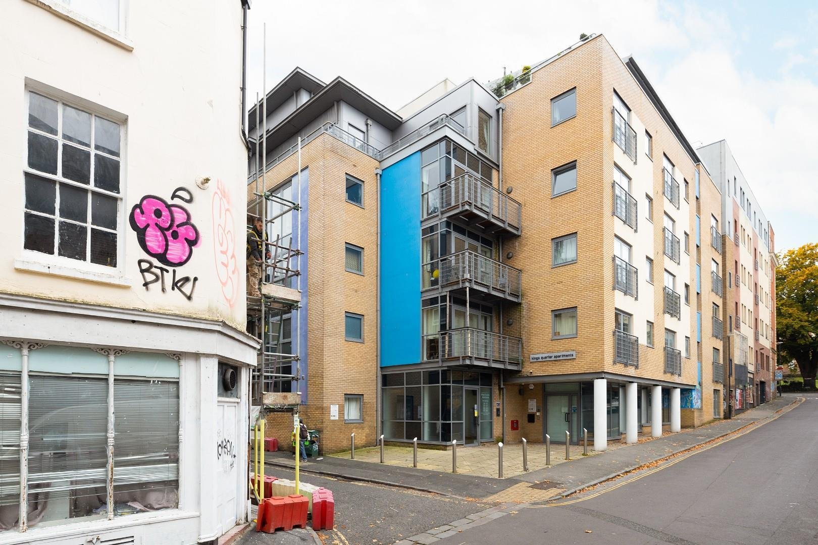 King square avenue stokes croft 33798416 cd7 a7357